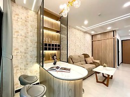 De La Sol  District 4