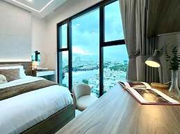 De La Sol  District 4