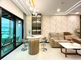 De La Sol  District 4