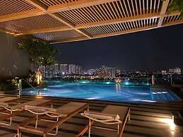 De La Sol  District 4