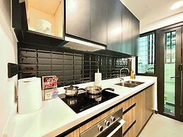 De La Sol  District 4