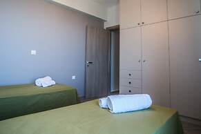 Onar Zin Seabliss - Penelope Poolside Getaway