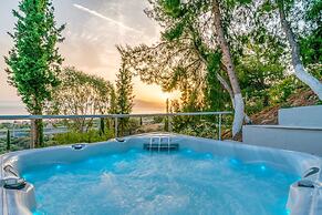 Onar Zin Seabliss - Penelope Poolside Getaway