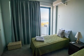 Onar Zin Seabliss - Penelope Poolside Getaway