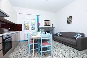 Corfu Seaside Cottage - Private Garden Retreat