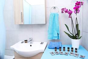 Corfu Seaside Cottage - Private Garden Retreat