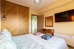 Martinia Pool Escape - Tragos Panoramic Views