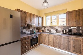 Martinia Pool Escape - Tragos Panoramic Views