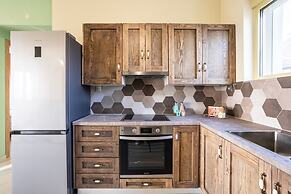 Martinia Pool Escape - Tragos Panoramic Views