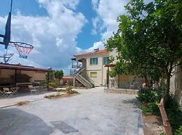 Martinia Pool Escape - Tragos Panoramic Views