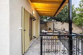 Martinia Pool Escape - Aiga Panoramic Vistas