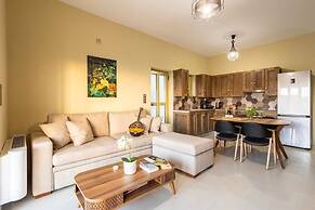 Martinia Pool Escape - Aiga Panoramic Vistas