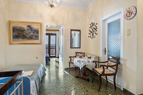 Sunset Apartment in Platanias