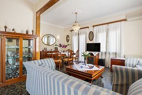 Sunset Apartment in Platanias