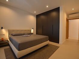 Luxurious Sorici Villa With Private Pool and Mediterranean Landscape