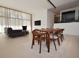 Luxurious Sorici Villa With Private Pool and Mediterranean Landscape