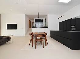 Luxurious Sorici Villa With Private Pool and Mediterranean Landscape