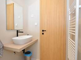 Luxurious Sorici Villa With Private Pool and Mediterranean Landscape