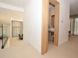 Luxurious Sorici Villa With Private Pool and Mediterranean Landscape