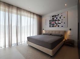 Luxurious Sorici Villa With Private Pool and Mediterranean Landscape