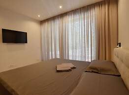 Luxurious Sorici Villa With Private Pool and Mediterranean Landscape