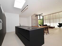 Luxurious Sorici Villa With Private Pool and Mediterranean Landscape