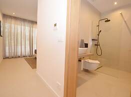 Luxurious Sorici Villa With Private Pool and Mediterranean Landscape