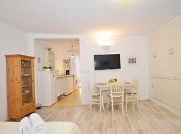 La Dolce Vita Studio