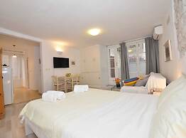 La Dolce Vita Studio