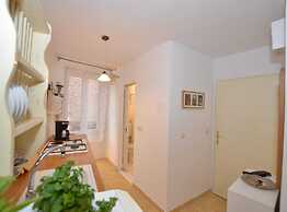 La Dolce Vita Studio