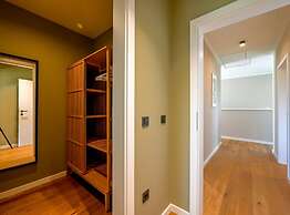 Matohanci Dazzling Villa With Pool