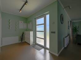 Matohanci Dazzling Villa With Pool