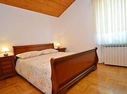 Green Oasis Family Getaway