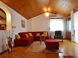 Green Oasis Family Getaway