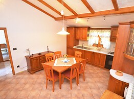 Green Oasis Family Getaway