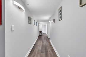 Baywatch Resort 1122