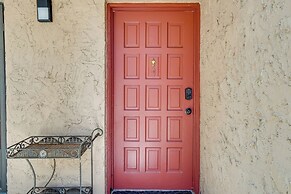 Lakefront Condo w/ Pool & Views: 7 Mi to Orlando!