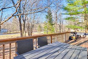 Ski, Hike & More: Poconos Home w/ Hot Tub