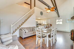 Ski, Hike & More: Poconos Home w/ Hot Tub