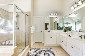 Spacious Home w/ Backyard: 3 Mi to Dtwn Duluth!