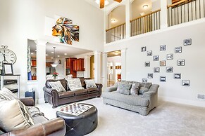 Spacious Home w/ Backyard: 3 Mi to Dtwn Duluth!