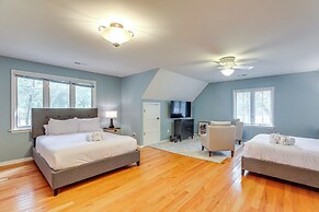 Pets Welcome, Golf Course View: Legend Oaks Home!