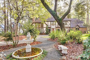 Pets Welcome, Golf Course View: Legend Oaks Home!