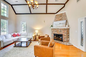 Pets Welcome, Golf Course View: Legend Oaks Home!