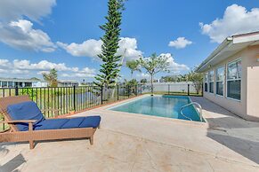 Canal-front Pool & Fire Pit Table: North Port Home