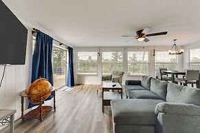 Canal-front Pool & Fire Pit Table: North Port Home