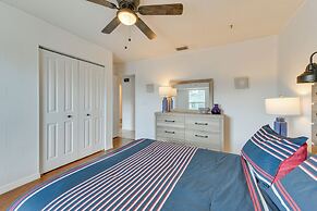 Canal-front Pool & Fire Pit Table: North Port Home