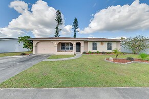 Canal-front Pool & Fire Pit Table: North Port Home