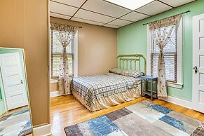 1 Mi to Dtwn: Colorful Binghamton Home
