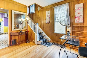 1 Mi to Dtwn: Colorful Binghamton Home